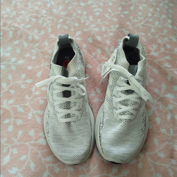 Addidas bounce+ size 11 - Picture 3 of 3